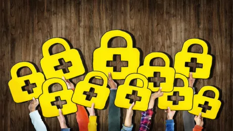Online safety tips for social media and IM fans