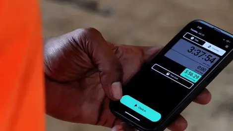 Lumber launches in Canada to aid construction payroll